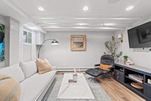 Glover Park/Georgetown Oasis With Parking Appartement Washington Buitenkant foto